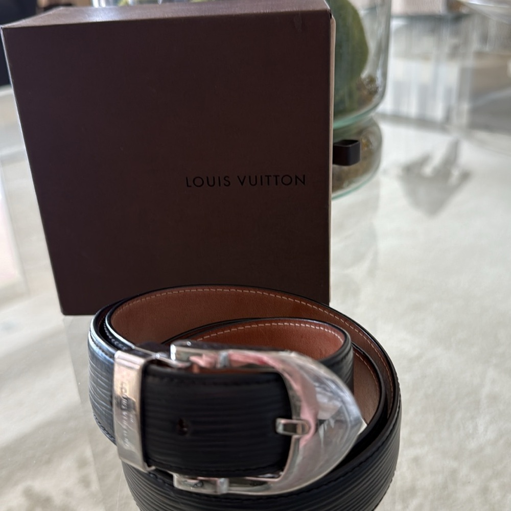 Louis Vuitton Black Epi Leather Belt with Silver Buckle - Picture 2 of 7